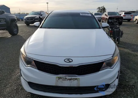 2016 Kia Optima Lx z USA, uszkodzony, nr VIN 5XXGT4L32GG024635